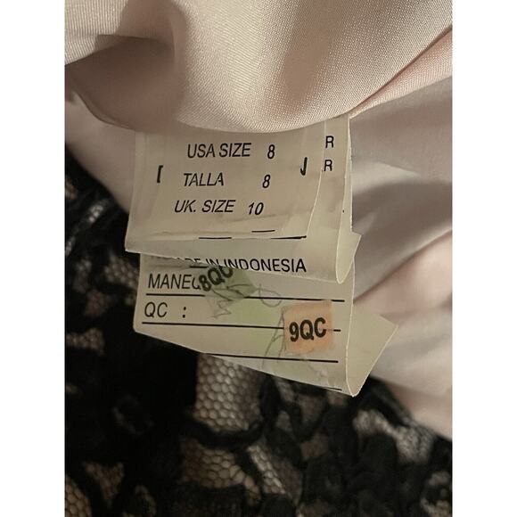 Mori Lee Madeline Gardner Formal Dress Black Lace One Shoulder Size 8 - Picture 9 of 11